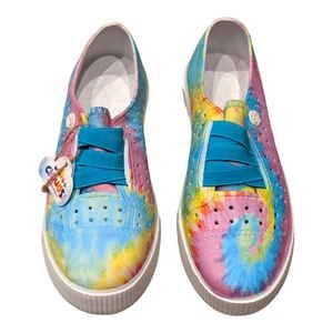Blowfish Walking On Clouds Kids Sz 5 Shoes